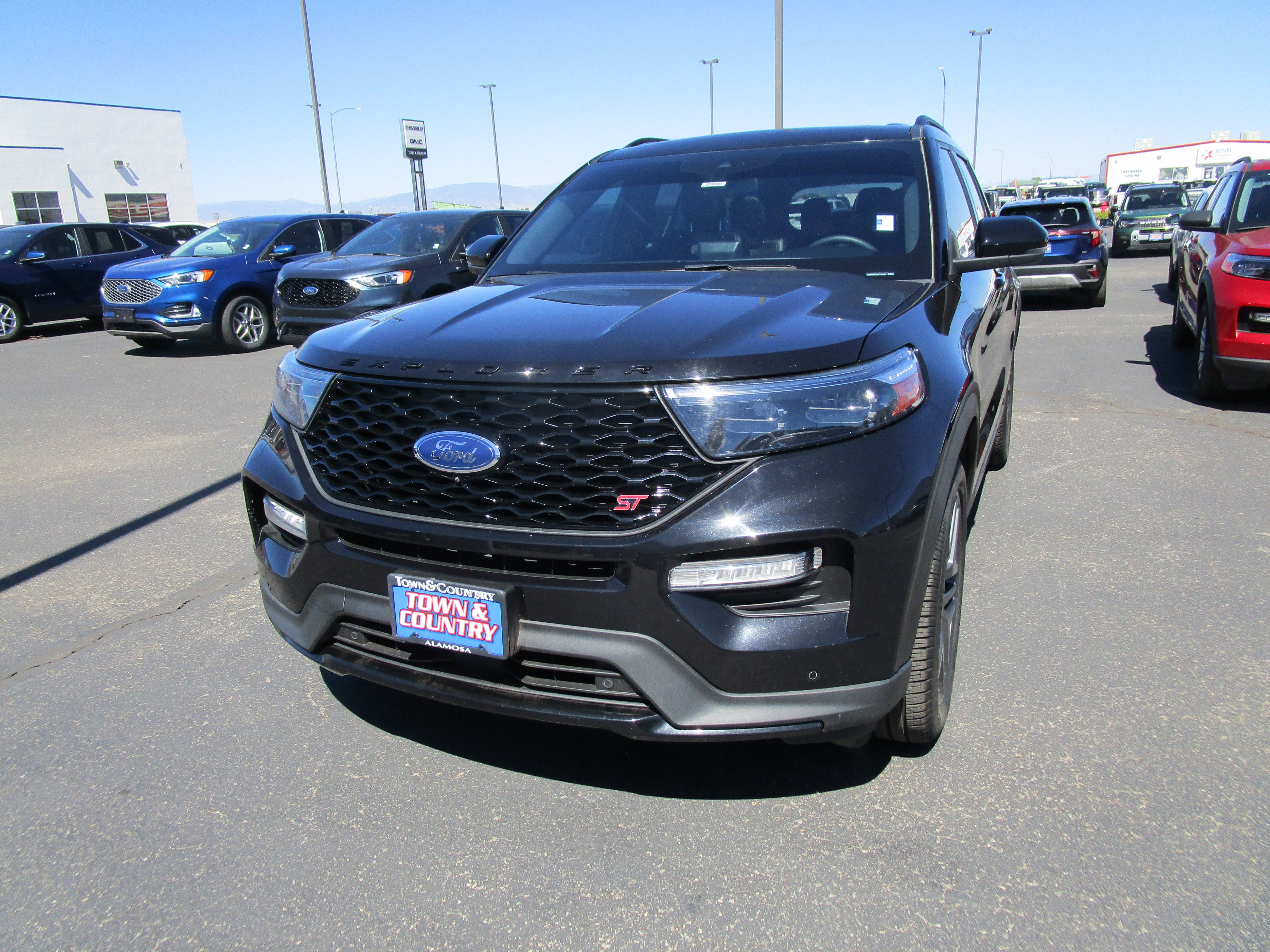 2022 Ford Explorer ST