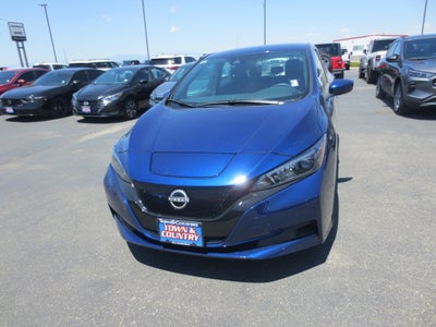 2025 Nissan LEAF S