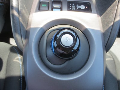 2025 Nissan LEAF S