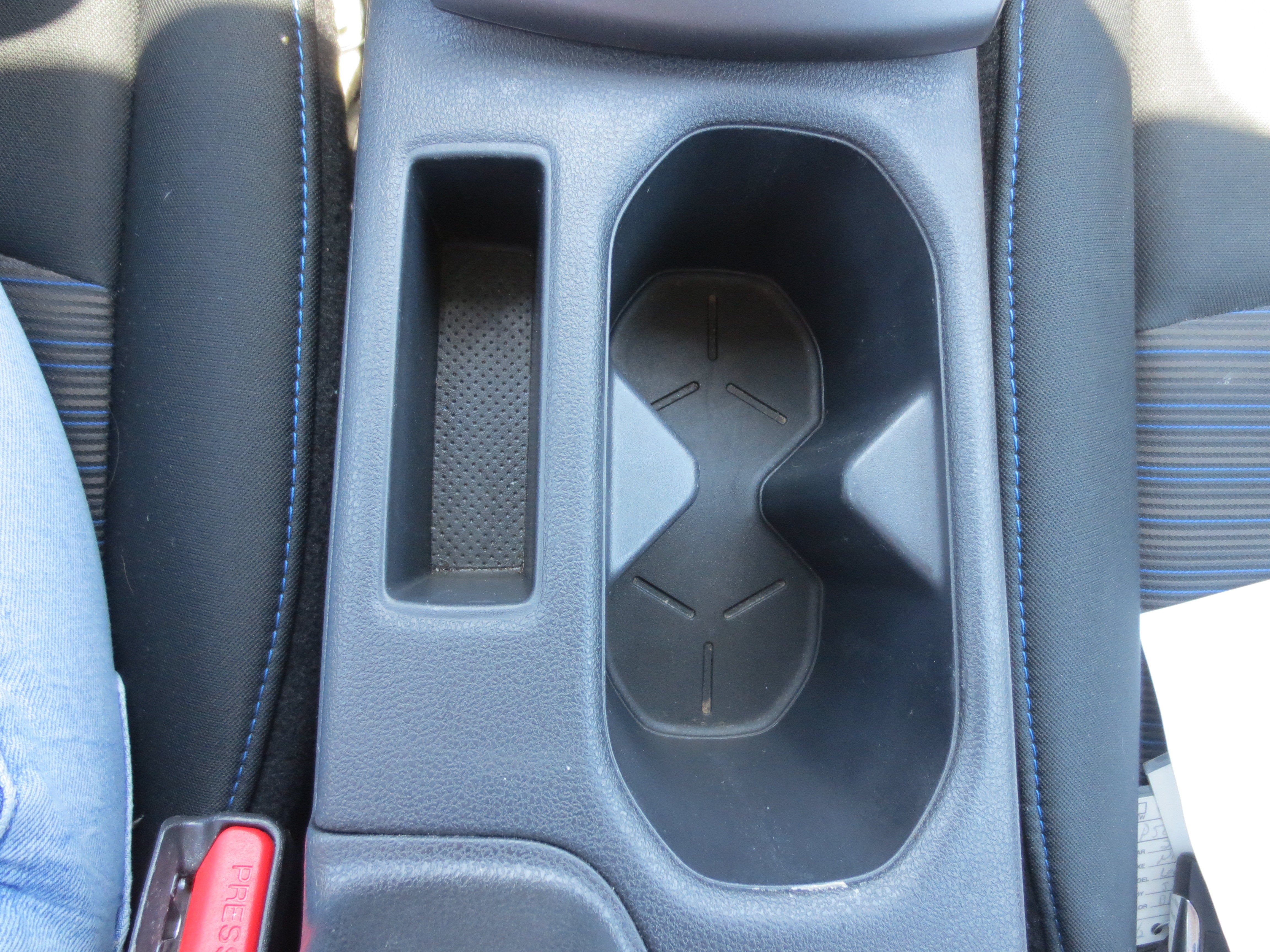2025 Nissan LEAF S