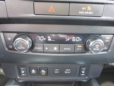 2022 Nissan Frontier SV