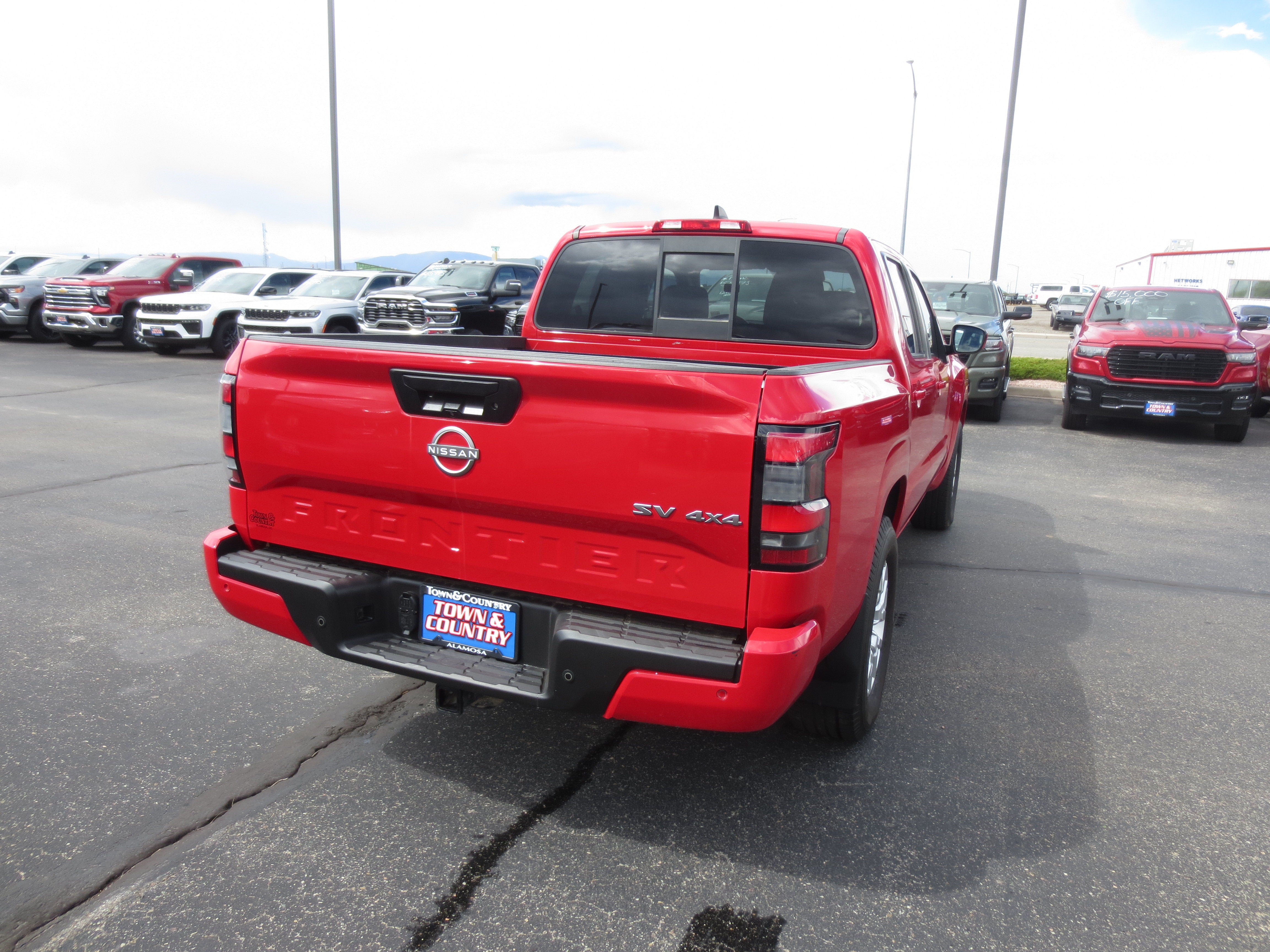 2022 Nissan Frontier SV