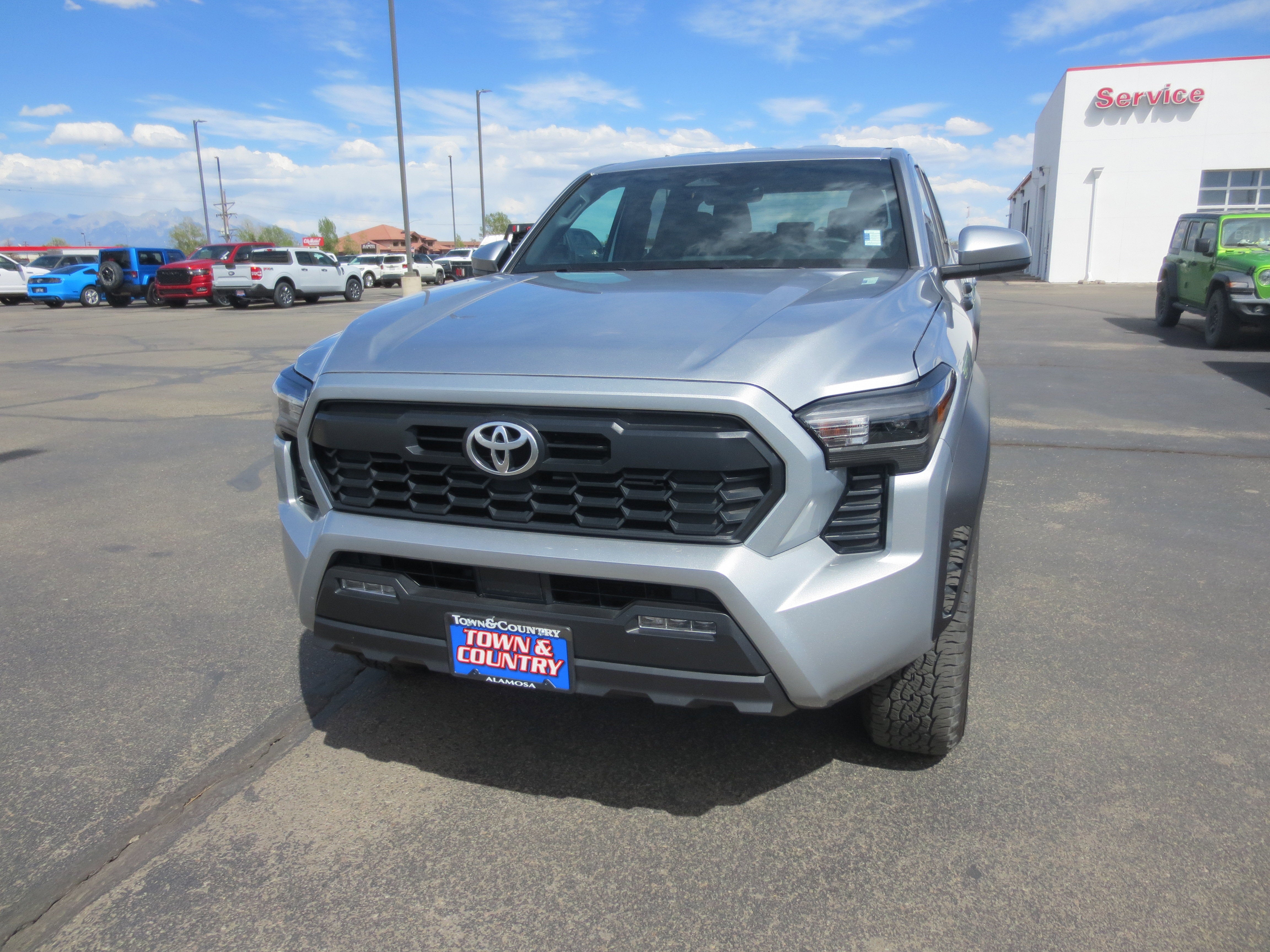 2025 Toyota Tacoma 4WD SR