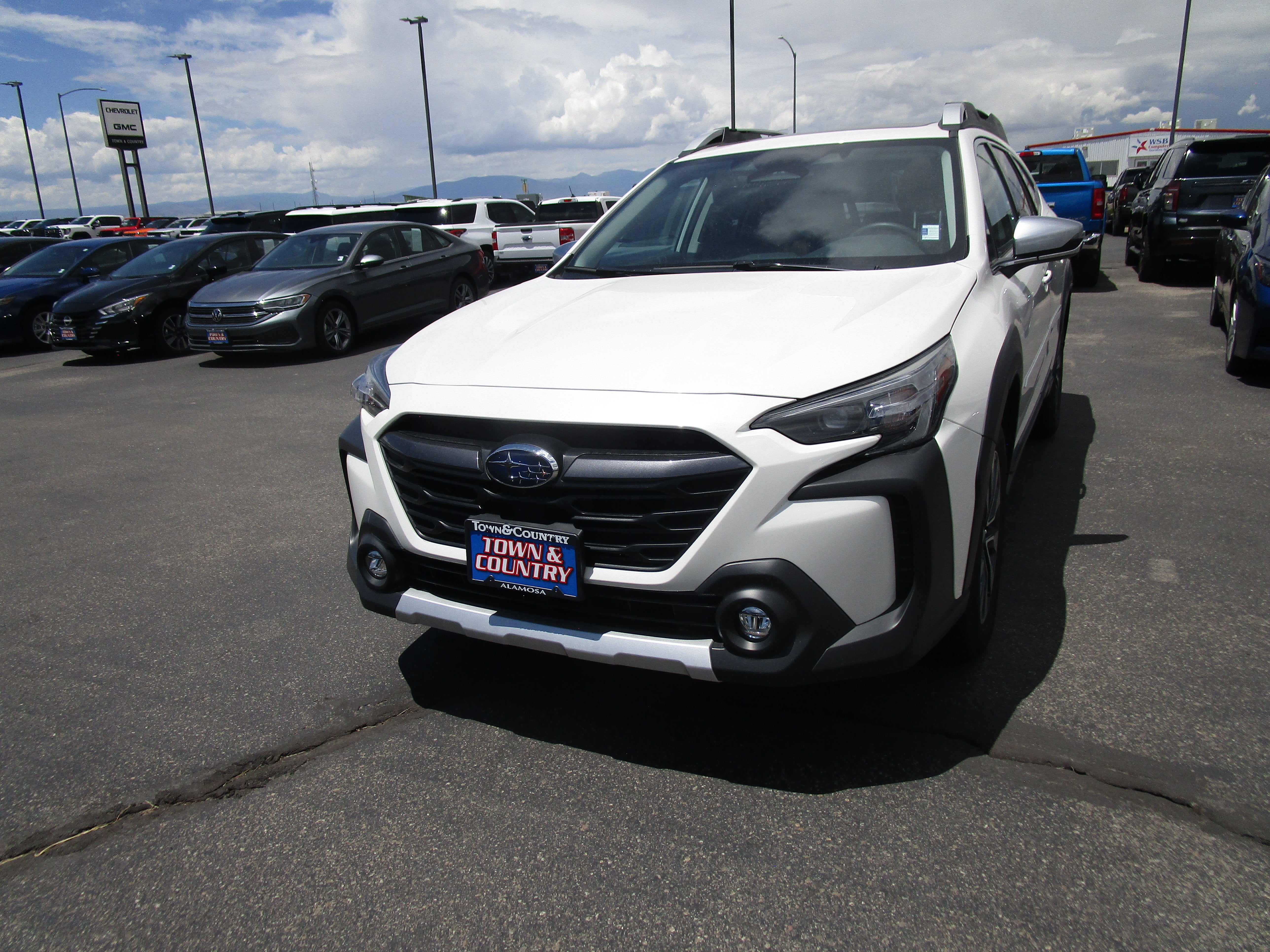 2025 Subaru Outback Touring