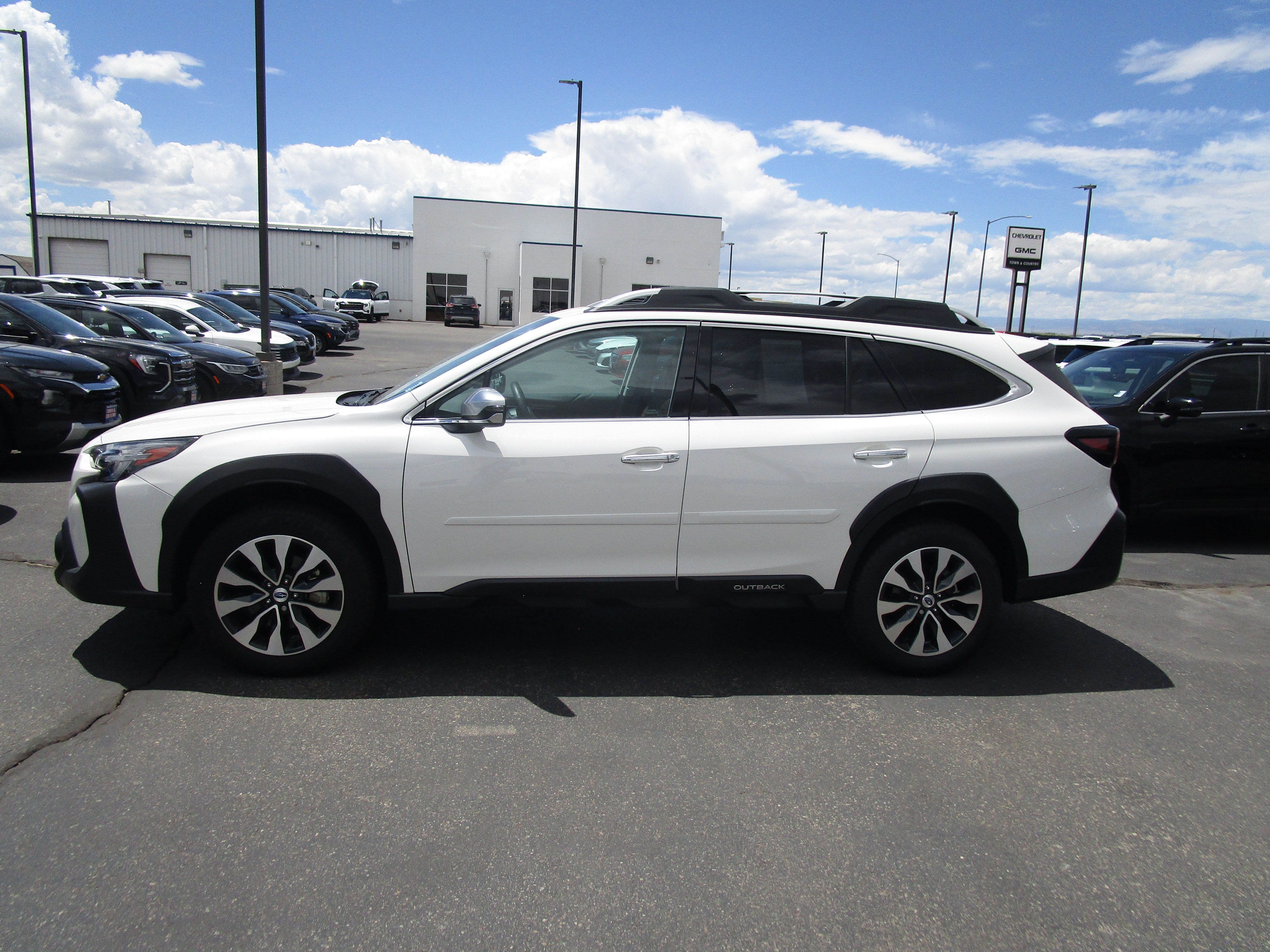 2025 Subaru Outback Touring