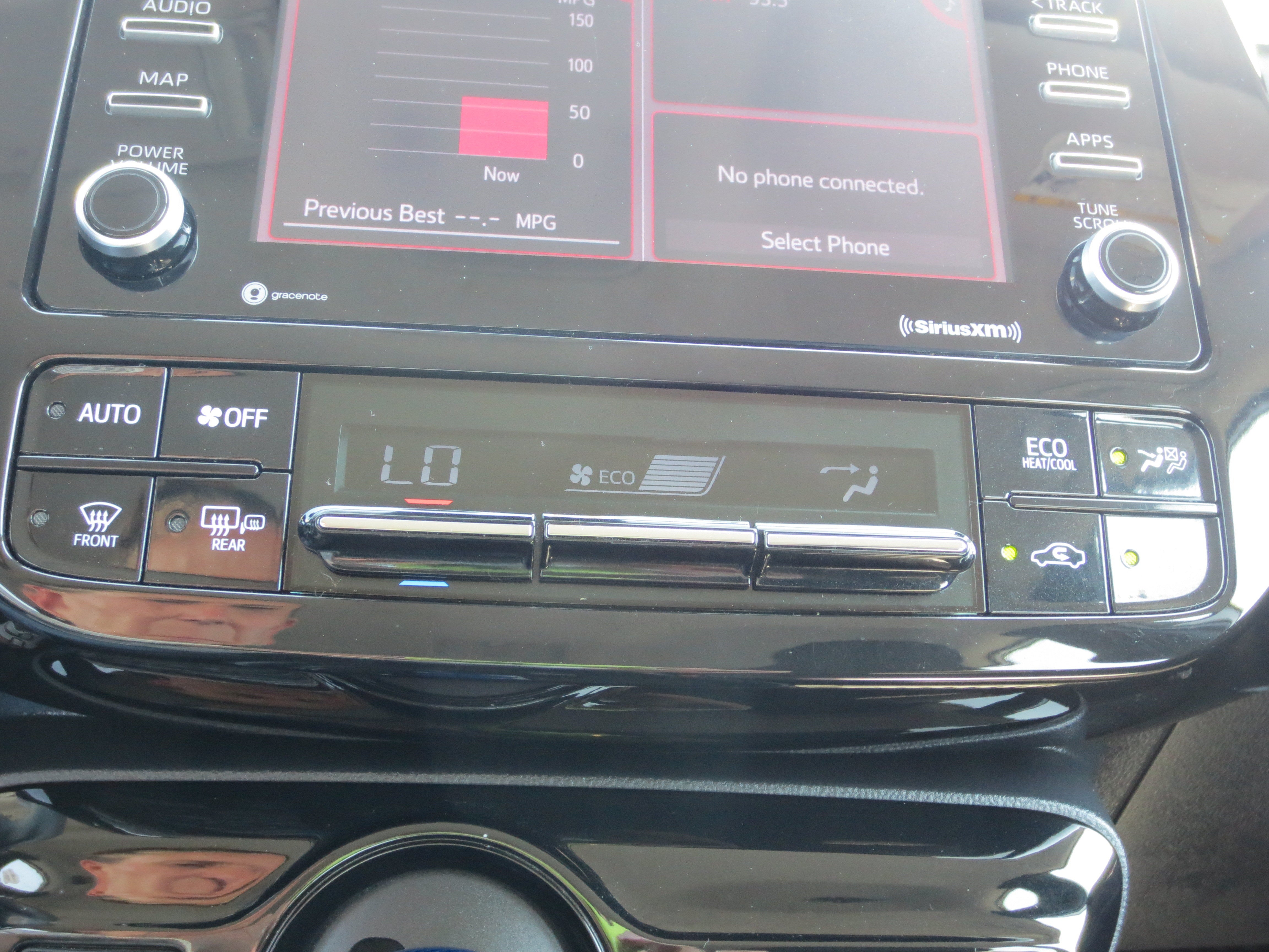 2022 Toyota Prius L Eco