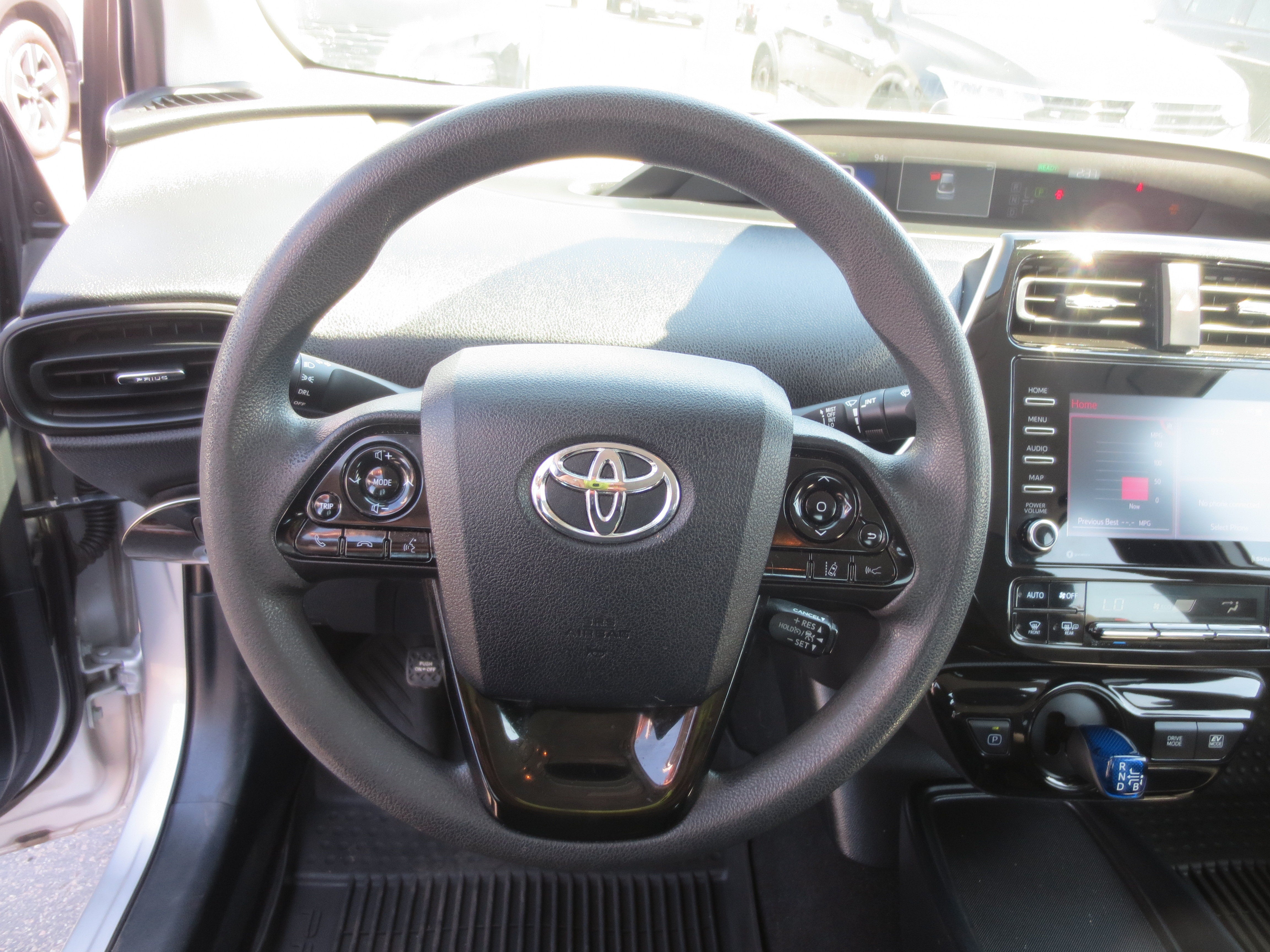 2022 Toyota Prius L Eco